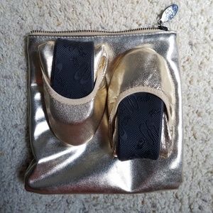 Genuine leather rescue flats